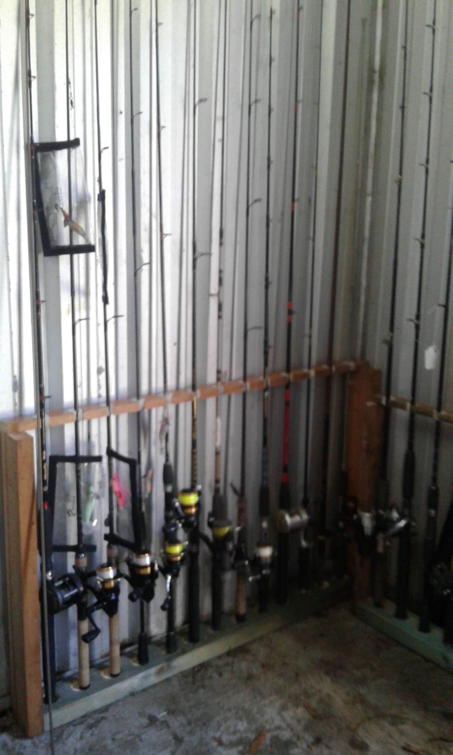 At home Rod Storage - Saltwater Fishing Chat - DECKEE Community